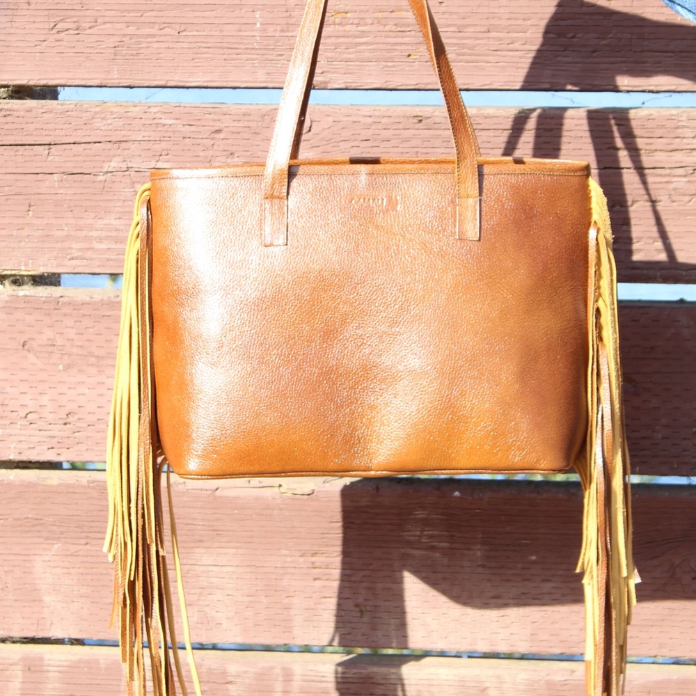 Fringe tote bag